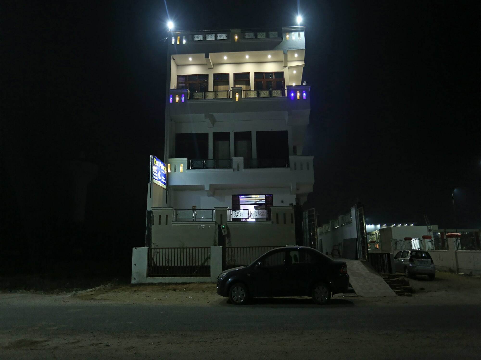 Hotel Rest Palace Agra  Esterno foto