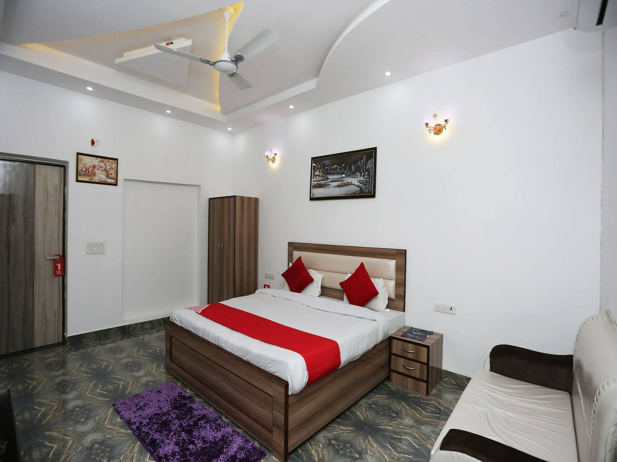 Hotel Rest Palace Agra  Esterno foto