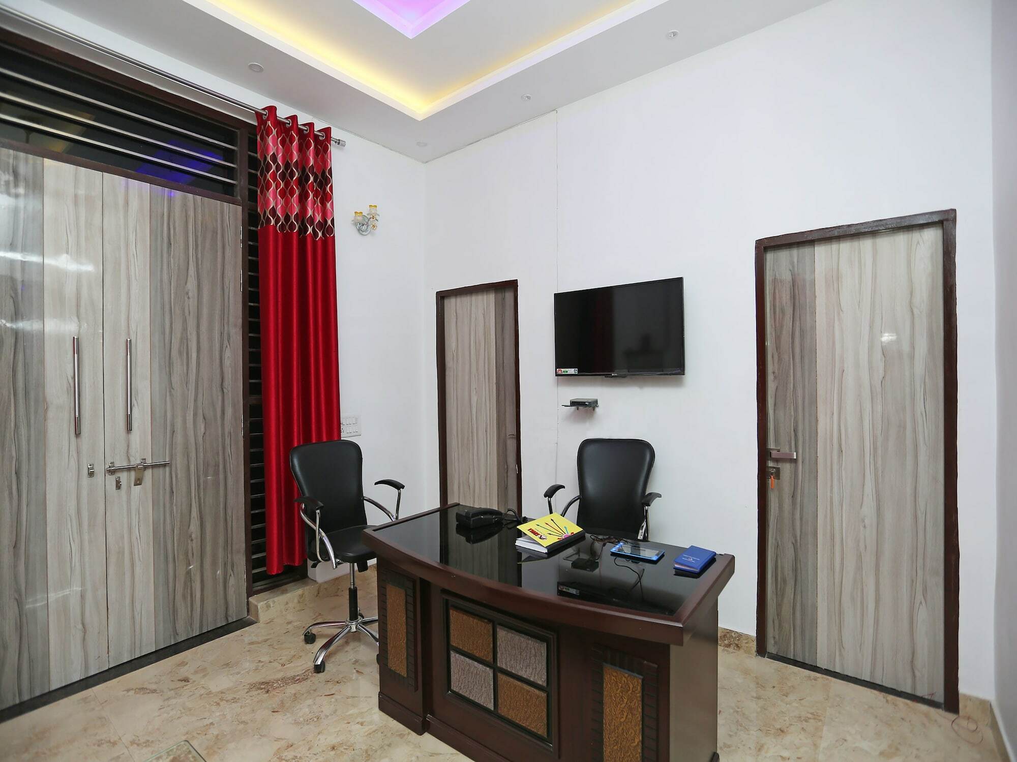 Hotel Rest Palace Agra  Esterno foto
