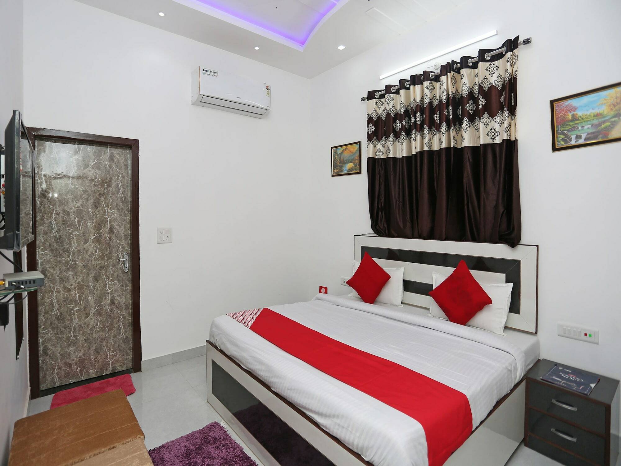 Hotel Rest Palace Agra  Esterno foto