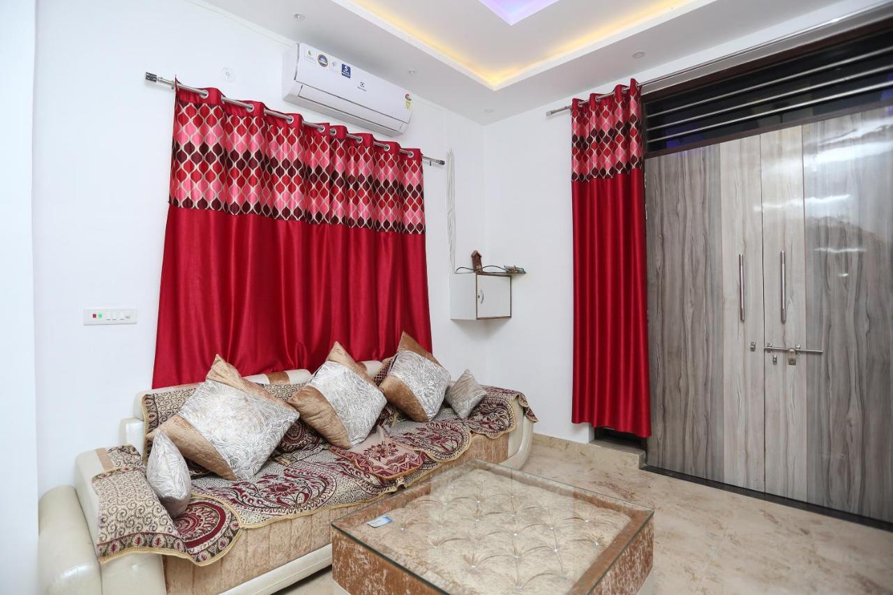 Hotel Rest Palace Agra  Esterno foto